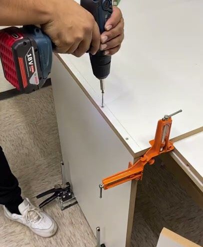 Bútorszerelőket keresünk Ausztriába